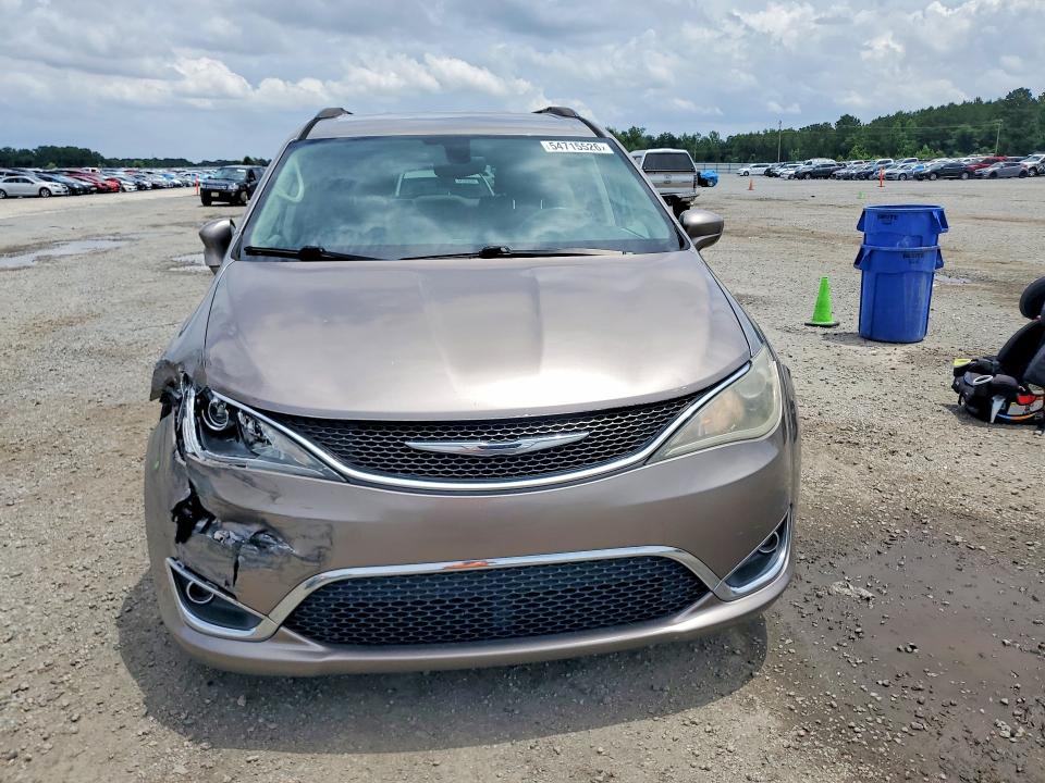 54715526 :رقم المزاد ، 2C4RC1BG3HR535453 vin ، 2017 Chrysler Pacifica مزاد بيع