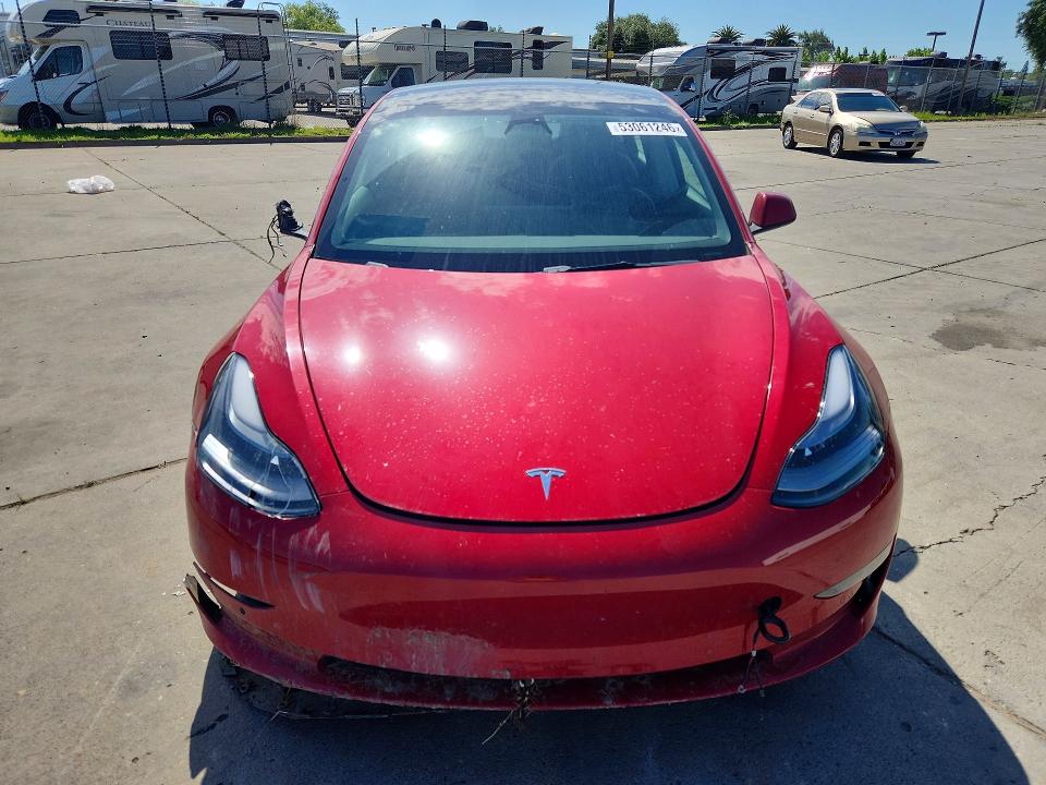 2022 Tesla Model 3 მანქანა იყიდება აუქციონზე, vin: 5YJ3E1EA1NF345939, აუქციონის ნომერი: 53061246