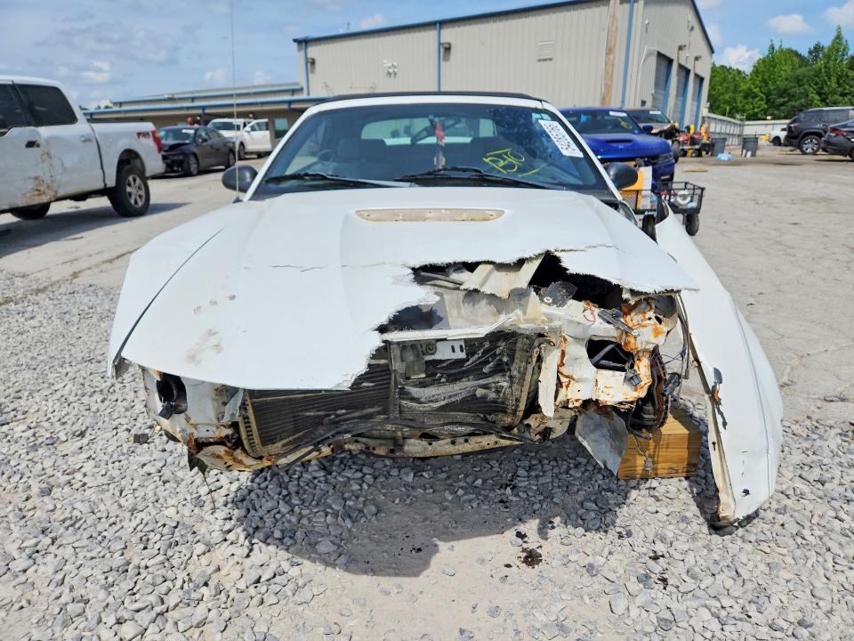 2000 Ford Mustang მანქანა იყიდება აუქციონზე, vin: 1FAFP4444YF155613, აუქციონის ნომერი: 54285766