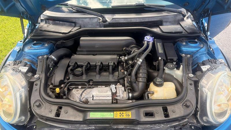 2010 Mini Cooper მანქანა იყიდება აუქციონზე, vin: WMWMF7C52ATZ69697, აუქციონის ნომერი: 53100916