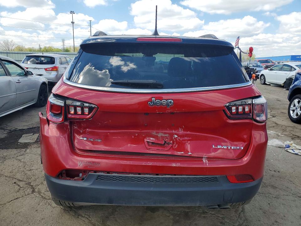 52417886 :رقم المزاد ، 3C4NJDCB1JT367193 vin ، 2018 Jeep Compass مزاد بيع