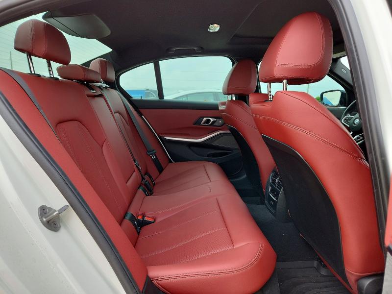 54243736 :رقم المزاد ، 3MW69CW0XS8F31396 vin ، 2025 Bmw 330i مزاد بيع