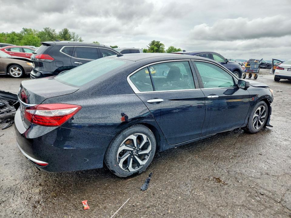 Продаж на аукціоні авто 2017 Honda Accord, vin: 1HGCR2F88HA050180, номер лоту: 54591956