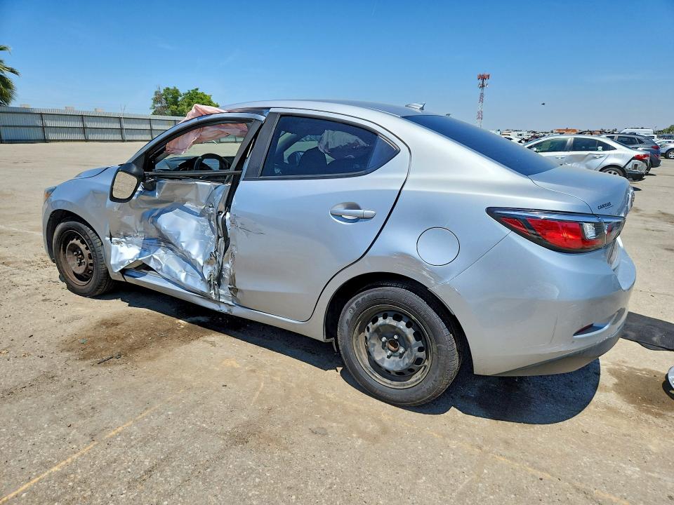 Продажа на аукционе авто 2019 Toyota Yaris, vin: 3MYDLBYV4KY519129, номер лота: 52205146