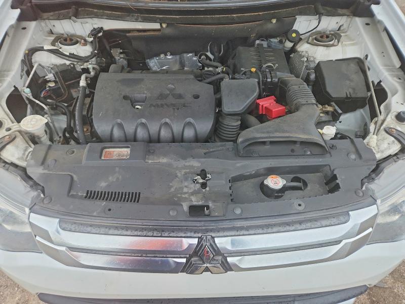 Продаж на аукціоні авто 2015 Mitsubishi Outlander, vin: JA4AZ3A34FZ006712, номер лоту: 54163906