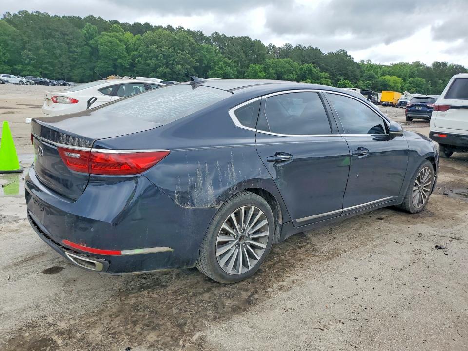 2017 Kia Cadenza მანქანა იყიდება აუქციონზე, vin: KNALC4J1XH5067185, აუქციონის ნომერი: 53167796