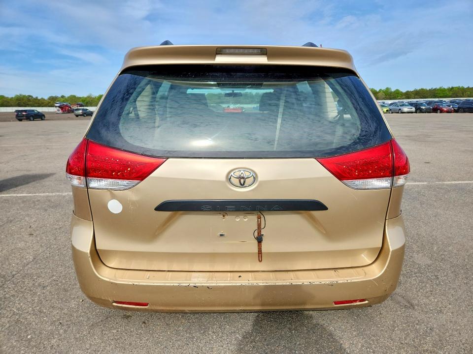 54431226 :رقم المزاد ، 5TDZK3DC2BS078206 vin ، 2011 Toyota Sienna مزاد بيع