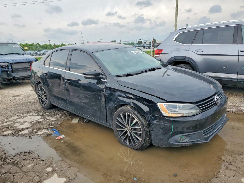 53733146 :رقم المزاد ، 3VWLP7AJ9CM413266 vin ، 2012 Volkswagen Jetta مزاد بيع
