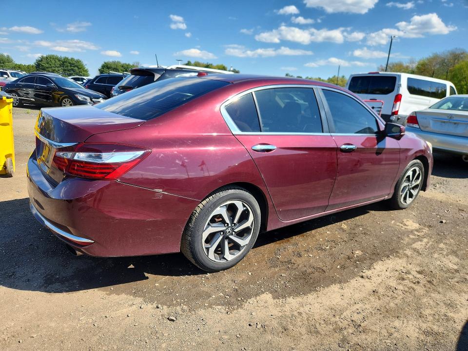 2017 Honda Accord მანქანა იყიდება აუქციონზე, vin: 1HGCR2F75HA044635, აუქციონის ნომერი: 51949046