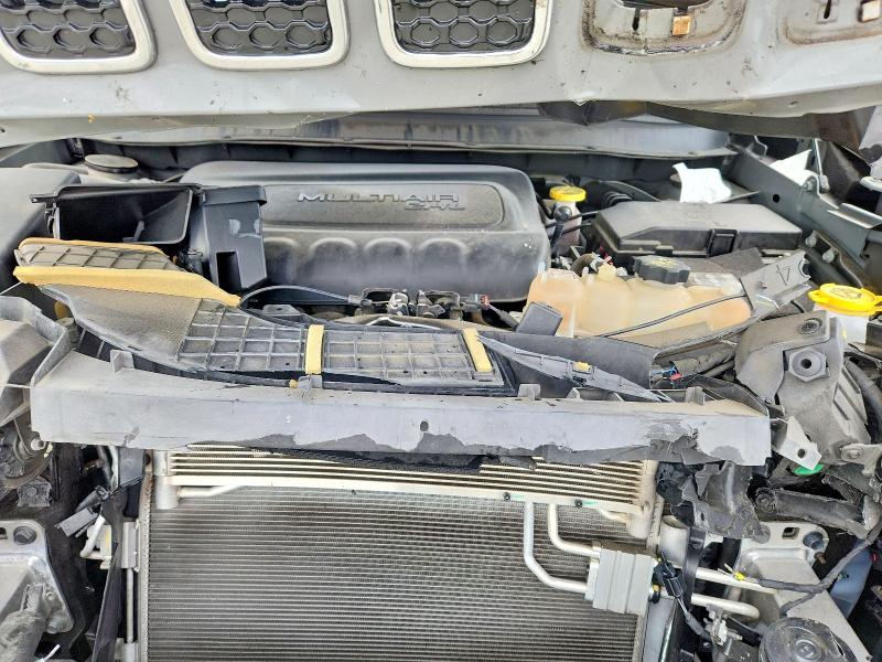2020 Jeep Cherokee მანქანა იყიდება აუქციონზე, vin: 1C4PJLLB4LD568761, აუქციონის ნომერი: 55161256