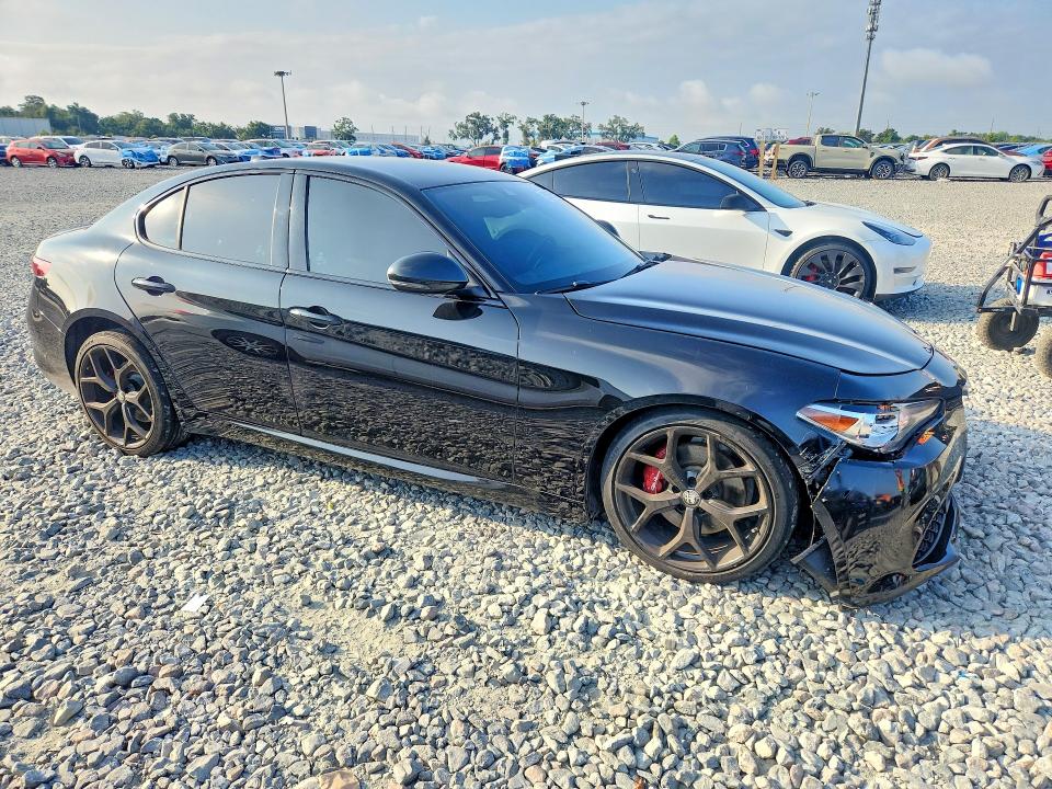 52396956 :رقم المزاد ، ZARFAMBNXL7631234 vin ، 2020 Alfa Romeo Giulia مزاد بيع