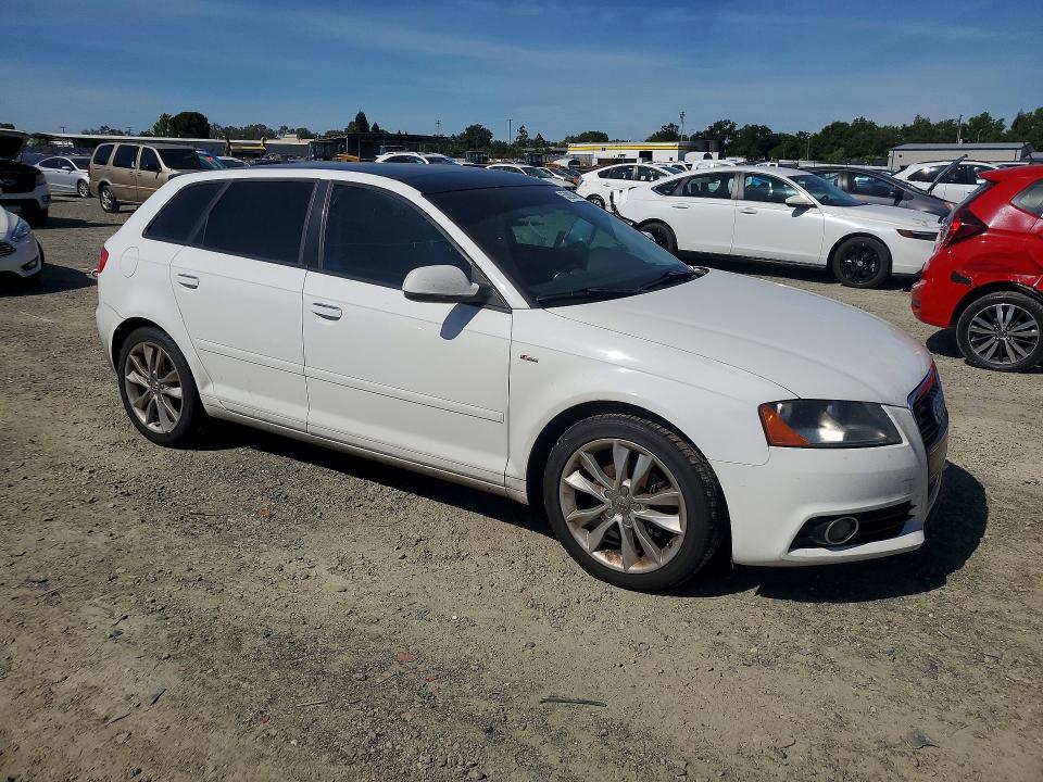 53293416 :رقم المزاد ، WAUBJAFM5CA096418 vin ، 2012 Audi A3 مزاد بيع