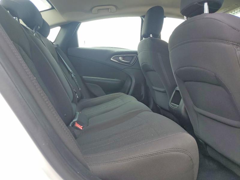 2015 Chrysler 200 მანქანა იყიდება აუქციონზე, vin: 1C3CCCABXFN587507, აუქციონის ნომერი: 53389976