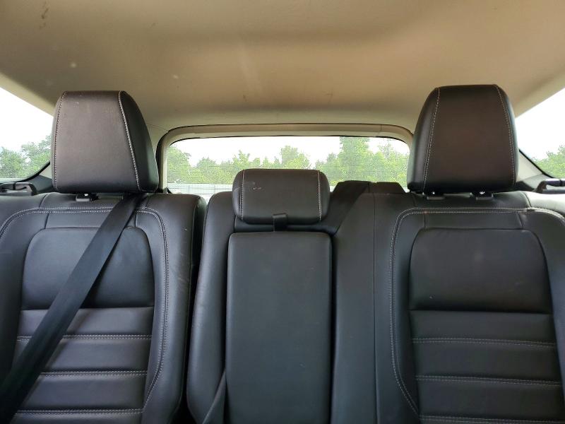52163736 :رقم المزاد ، 1FMCU0HD9JUC88101 vin ، 2018 Ford Escape مزاد بيع