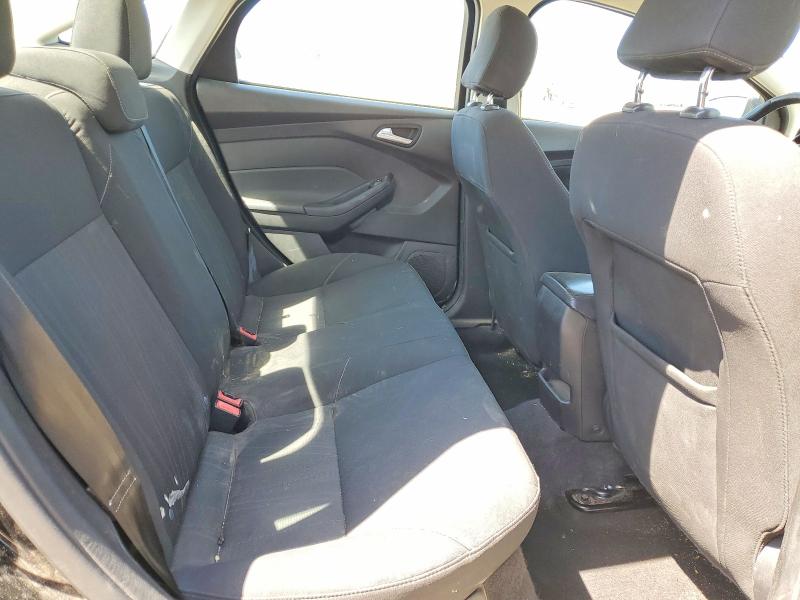 52970246 :رقم المزاد ، 1FADP3F22GL379427 vin ، 2016 Ford Focus مزاد بيع