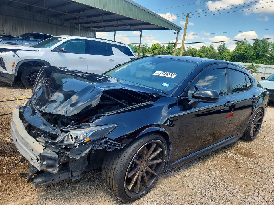 2020 Toyota Camry მანქანა იყიდება აუქციონზე, vin: 4T1G11AK2LU901624, აუქციონის ნომერი: 52267536