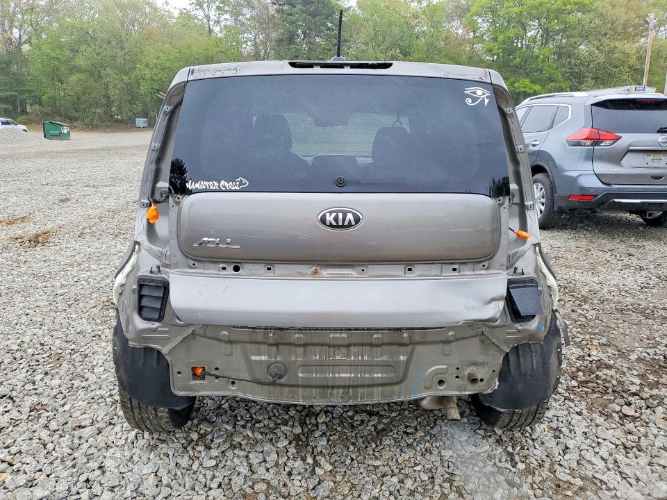 Продаж на аукціоні авто 2018 Kia Soul, vin: KNDJP3A52J7518728, номер лоту: 53804626