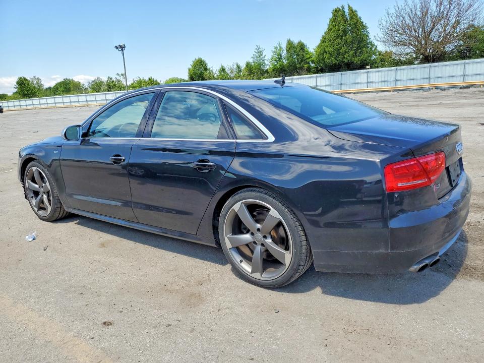 52824596 :رقم المزاد ، WAUD2AFD7DN029657 vin ، 2013 Audi S8 مزاد بيع