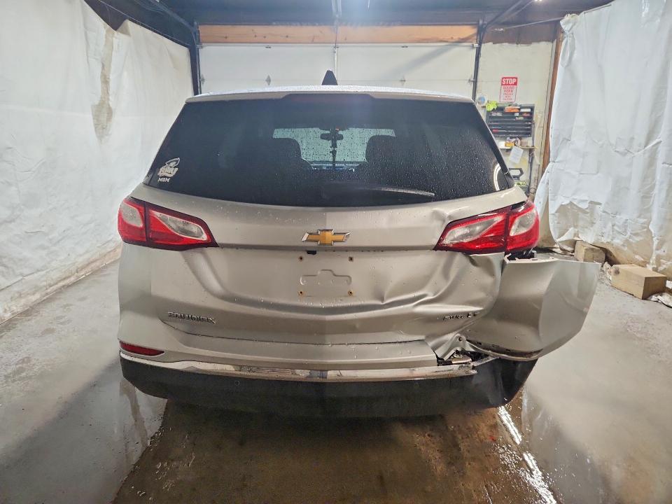 Продажа на аукционе авто 2019 Chevrolet Equinox, vin: 2GNAXUEV4K6257661, номер лота: 52912126