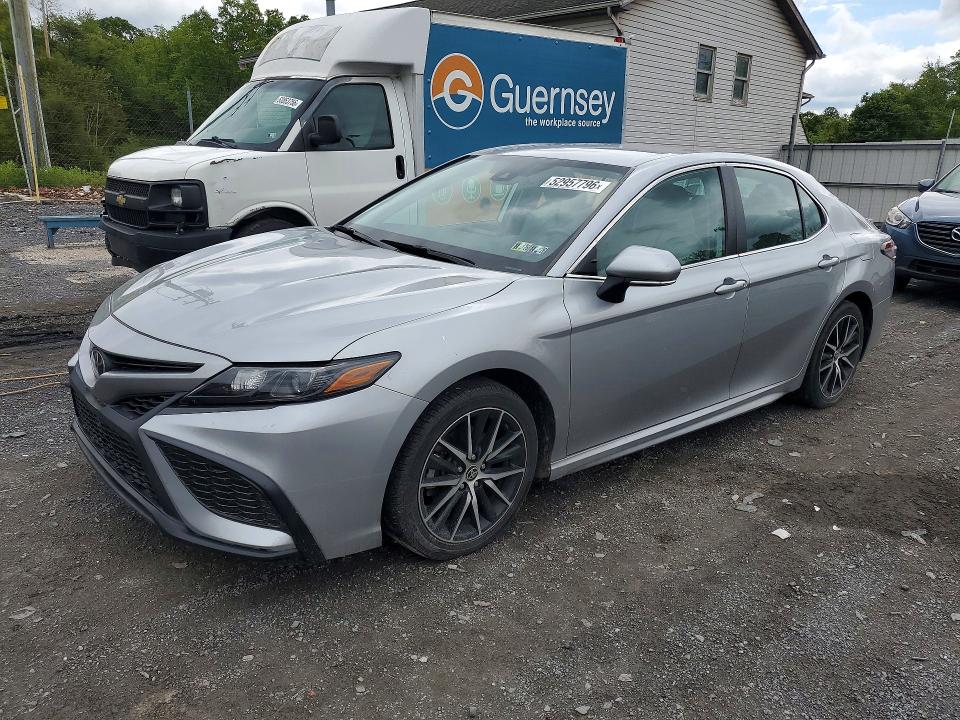 Aukcja sprzedaży 2022 Toyota Camry, vin: 4T1G11AK2NU621544, numer aukcji: 52957796