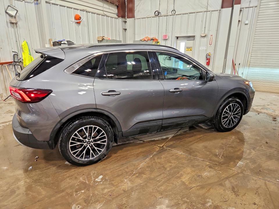 Продажа на аукционе авто 2023 Ford Escape, vin: 1FMCU0E10PUA67702, номер лота: 53069406