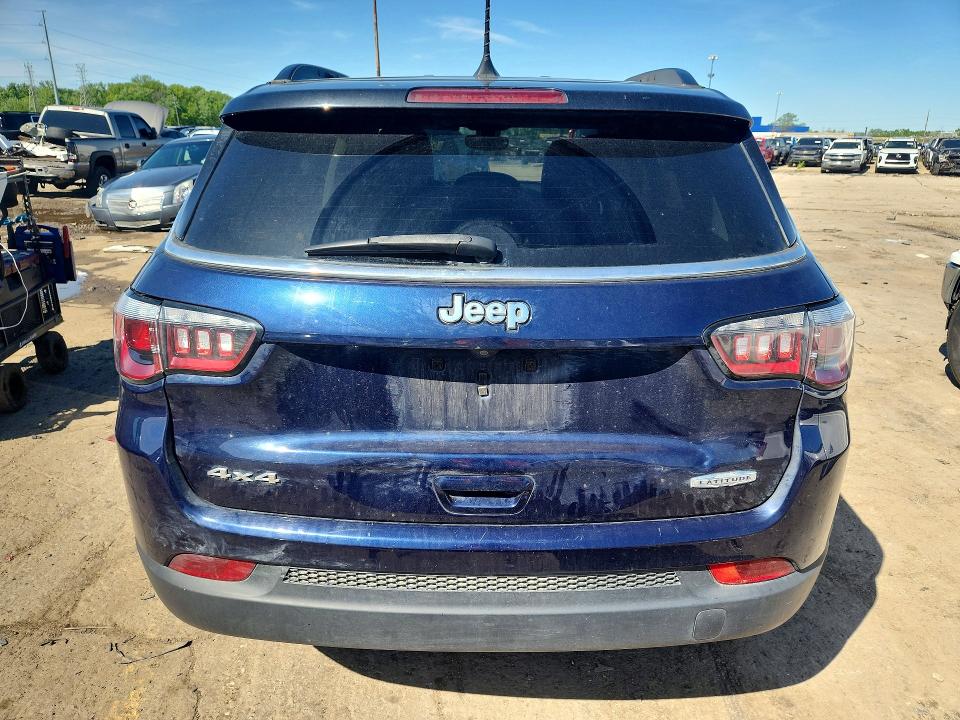 53966966 :رقم المزاد ، 3C4NJDBBXJT361300 vin ، 2018 Jeep Compass مزاد بيع
