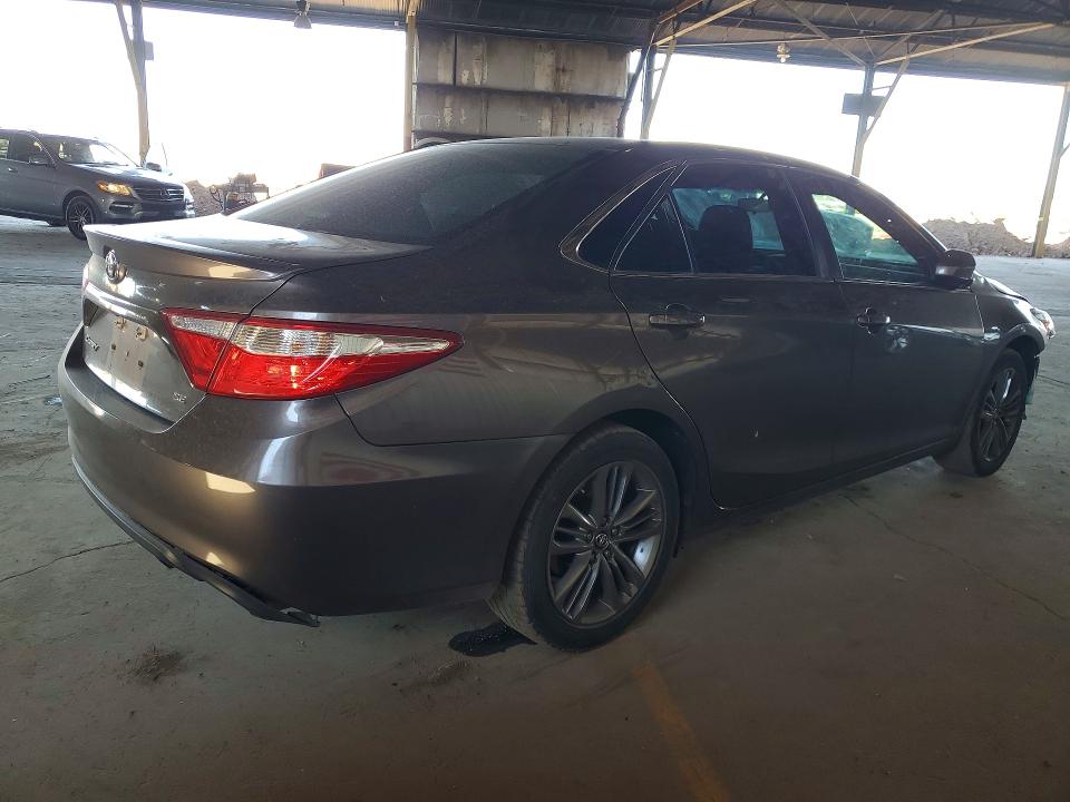 52482206 :رقم المزاد ، 4T1BF1FK1GU238606 vin ، 2016 Toyota Camry مزاد بيع