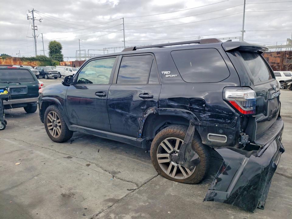 Продажа на аукционе авто 2022 Toyota 4runner, vin: JTESU5JR4N5976392, номер лота: 54698016