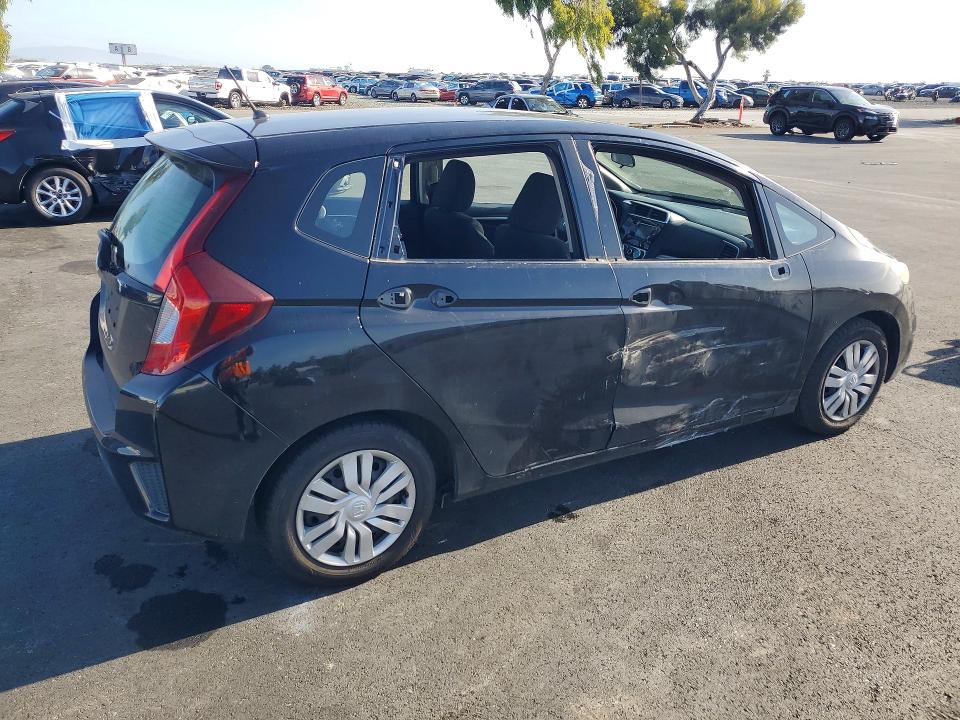 53203056 :رقم المزاد ، JHMGK5H50GX000246 vin ، 2016 Honda Fit مزاد بيع