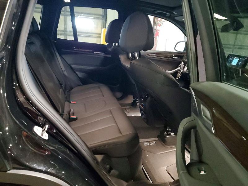 55274306 :رقم المزاد ، 5UXTR9C50JLD67044 vin ، 2018 Bmw X3 مزاد بيع