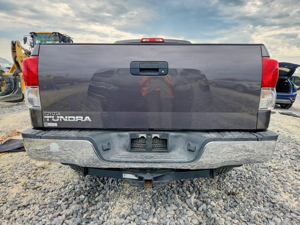 Продажа на аукционе авто 2012 Toyota Tundra, vin: 5TFRM5F11CX043556, номер лота: 53852726