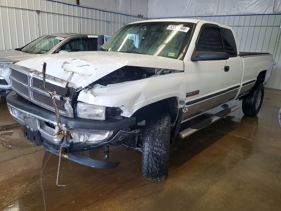Продажа на аукционе авто 1998 Dodge Ram 2500, vin: 3B7KF22D1WG107355, номер лота: 52382966