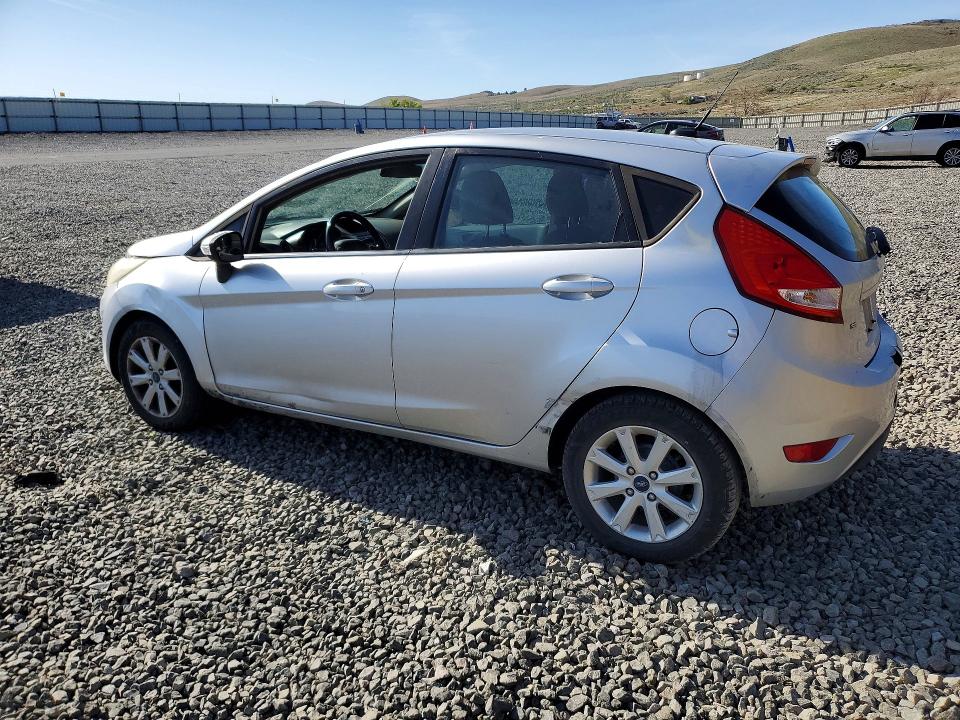 51793006 :رقم المزاد ، 3FADP4EJ1DM215000 vin ، 2013 Ford Fiesta مزاد بيع