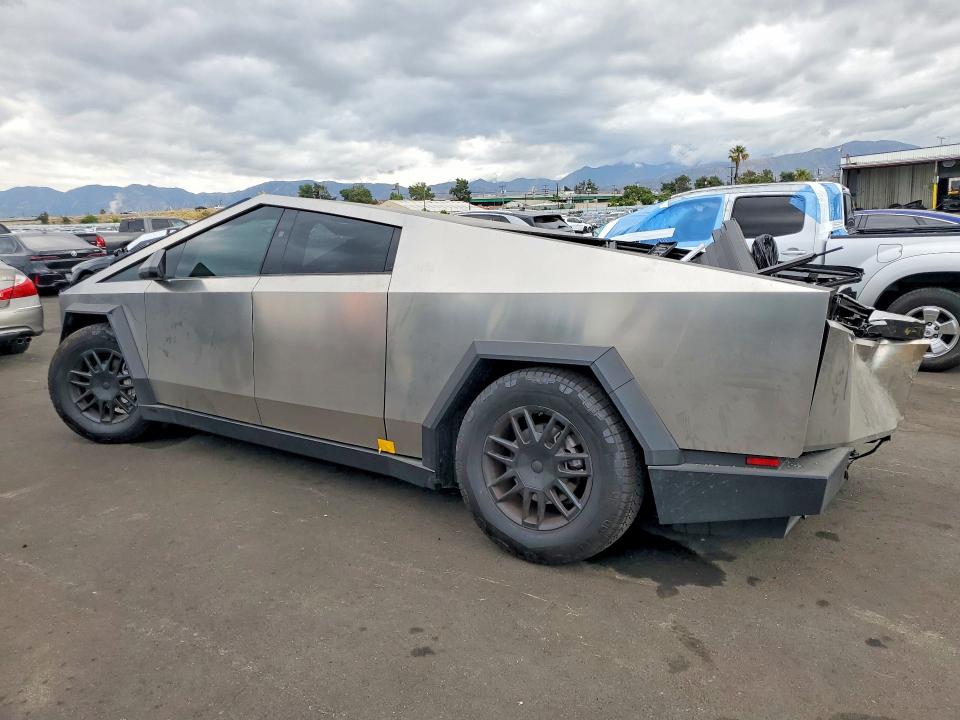 Продаж на аукціоні авто 2024 Tesla Cybertruck, vin: 7G2CEHED4RA040602, номер лоту: 52304506
