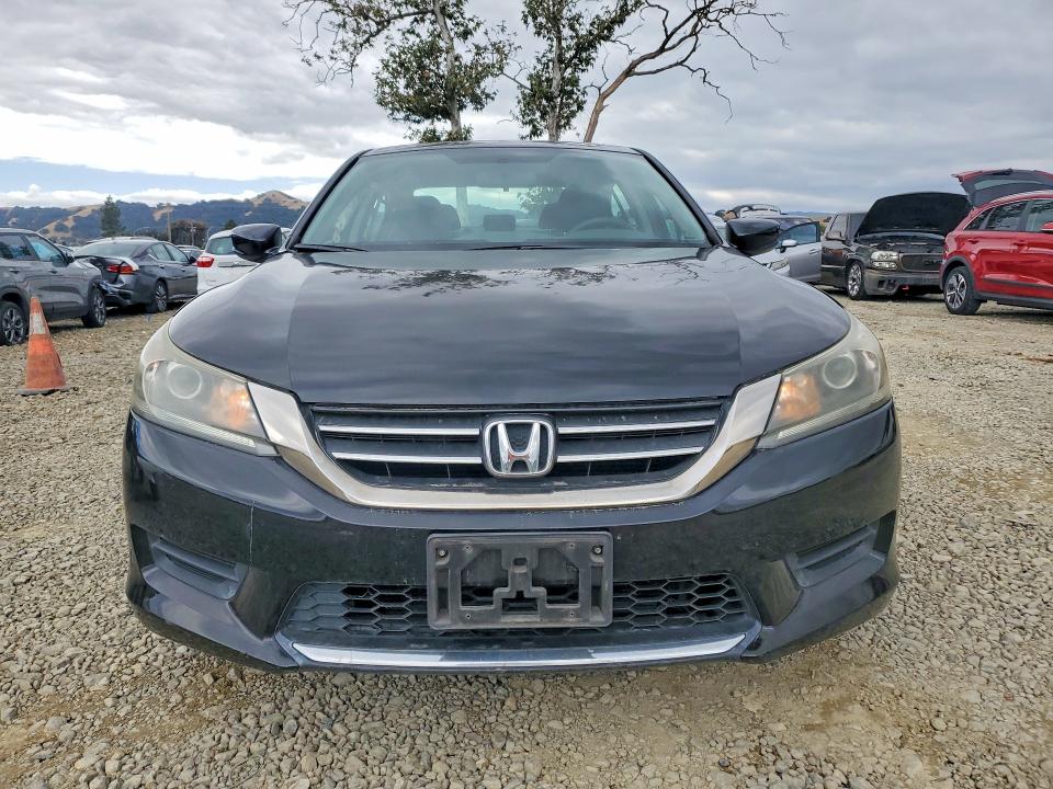 2013 Honda Accord მანქანა იყიდება აუქციონზე, vin: 1HGCR2F38DA193273, აუქციონის ნომერი: 55622736
