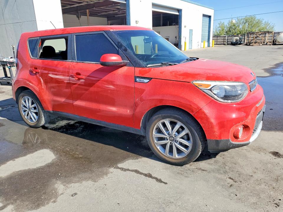 Продаж на аукціоні авто 2018 Kia Soul, vin: KNDJP3A54J7606034, номер лоту: 53111436