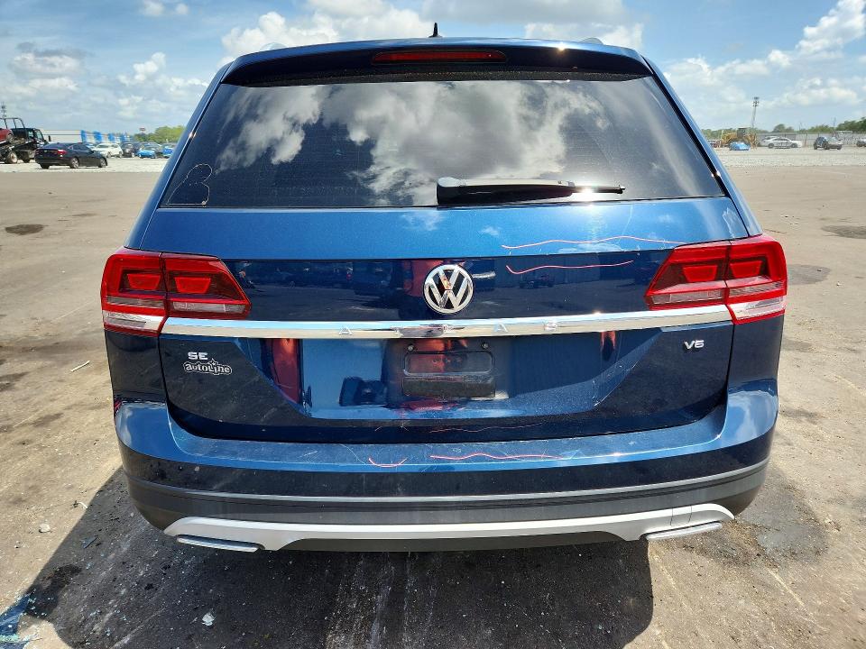 2018 Volkswagen Atlas მანქანა იყიდება აუქციონზე, vin: 1V2DR2CA2JC506922, აუქციონის ნომერი: 55270966