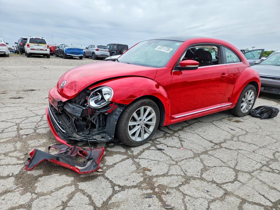 53511726 :رقم المزاد ، 3VWJD7ATXKM719408 vin ، 2019 Volkswagen Beetle مزاد بيع