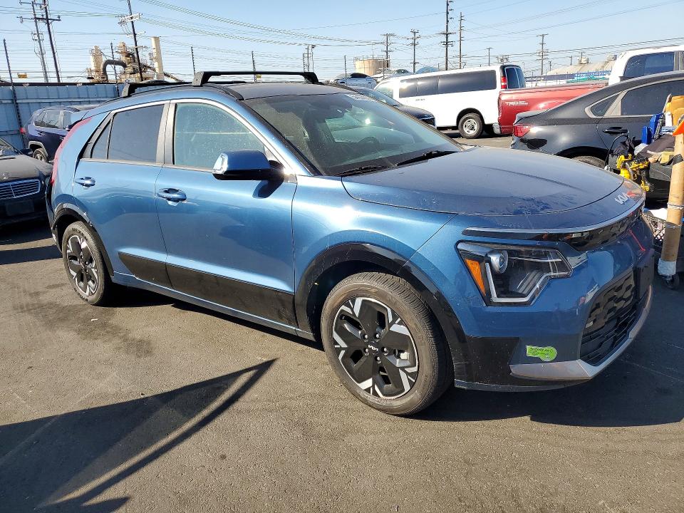 54157676 :رقم المزاد ، KNDCR3L19P5038767 vin ، 2023 Kia Niro مزاد بيع