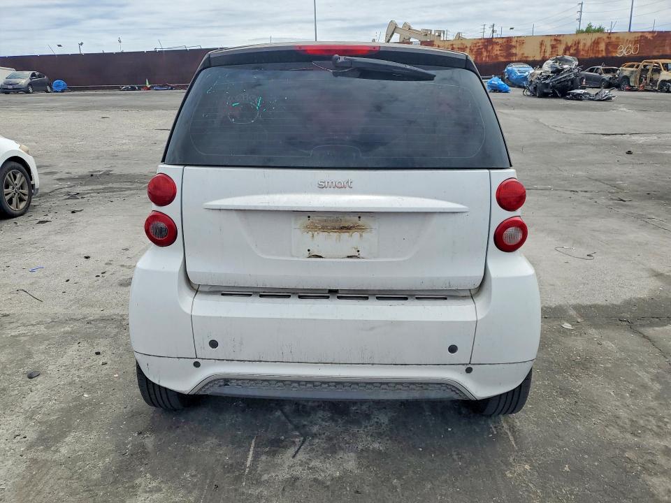 2013 Smart Fortwo მანქანა იყიდება აუქციონზე, vin: WMEEJ3BA5DK639903, აუქციონის ნომერი: 52398716