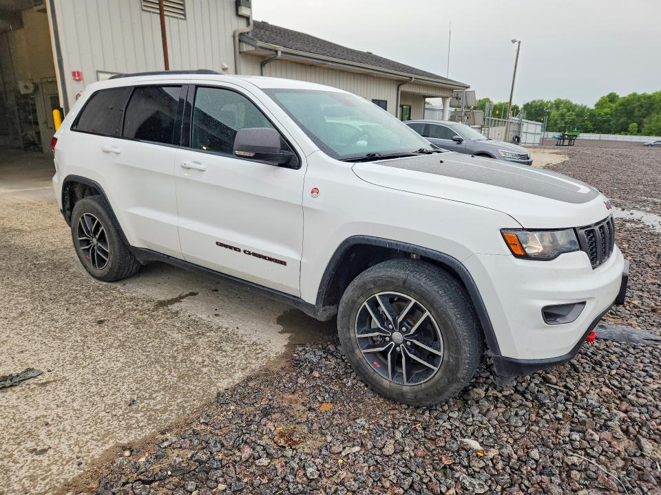 2018 Jeep Grand Cherokee მანქანა იყიდება აუქციონზე, vin: 1C4RJFLG7JC181601, აუქციონის ნომერი: 51441506