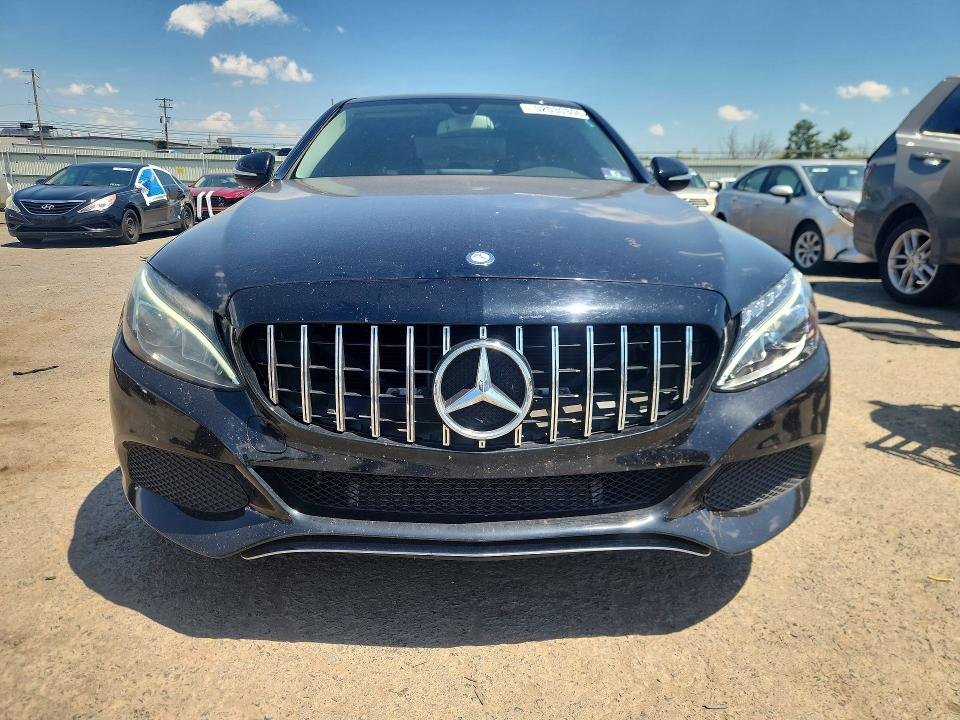 52030306 :رقم المزاد ، 55SWF4KB8FU083717 vin ، 2015 Mercedes-benz C مزاد بيع