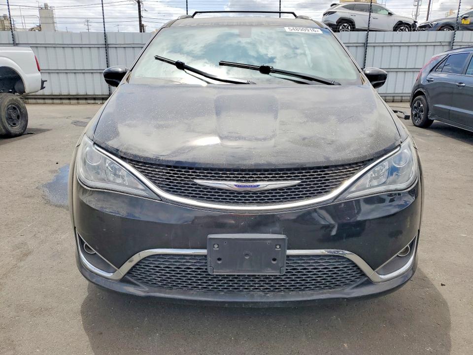 54890916 :رقم المزاد ، 2C4RC1BG1JR356155 vin ، 2018 Chrysler Pacifica مزاد بيع