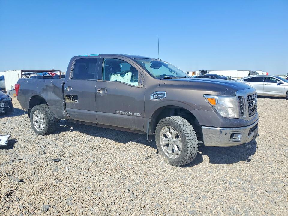 52371726 :رقم المزاد ، 1N6BA1F4XGN506161 vin ، 2016 Nissan Titan Xd مزاد بيع