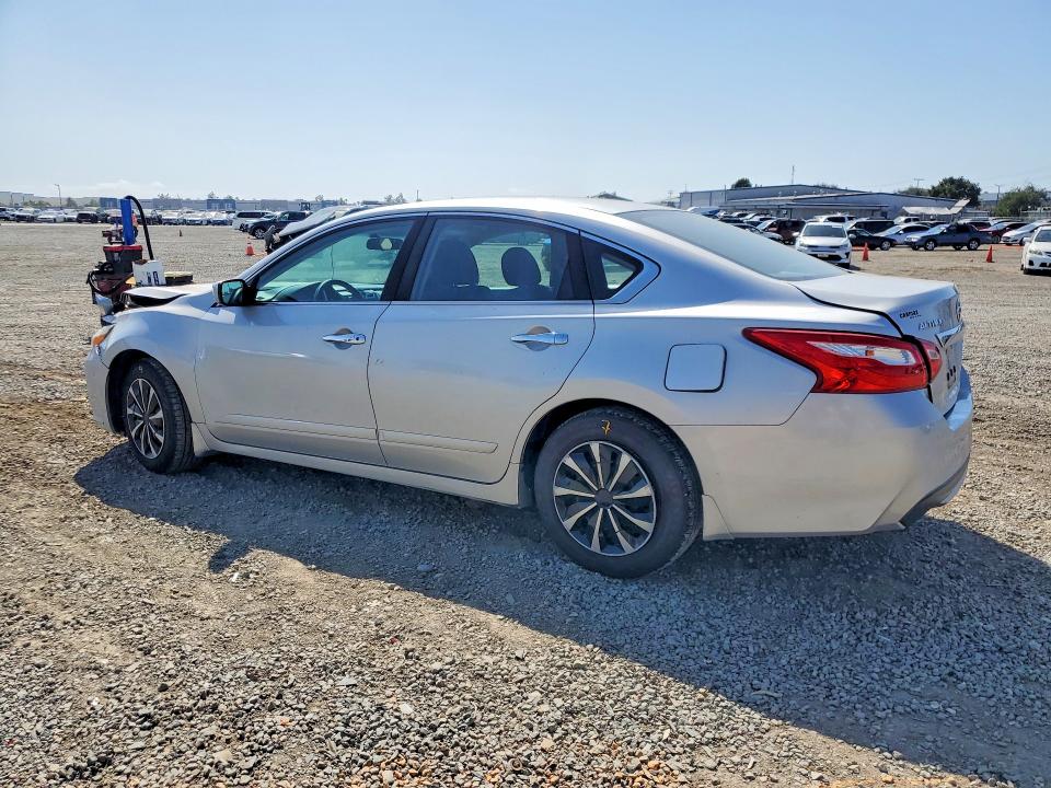 2016 Nissan Altima მანქანა იყიდება აუქციონზე, vin: 1N4AL3AP4GN389480, აუქციონის ნომერი: 54426206