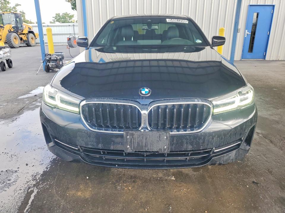 2022 Bmw 530 მანქანა იყიდება აუქციონზე, vin: WBA13BJ02NCJ18642, აუქციონის ნომერი: 54661256
