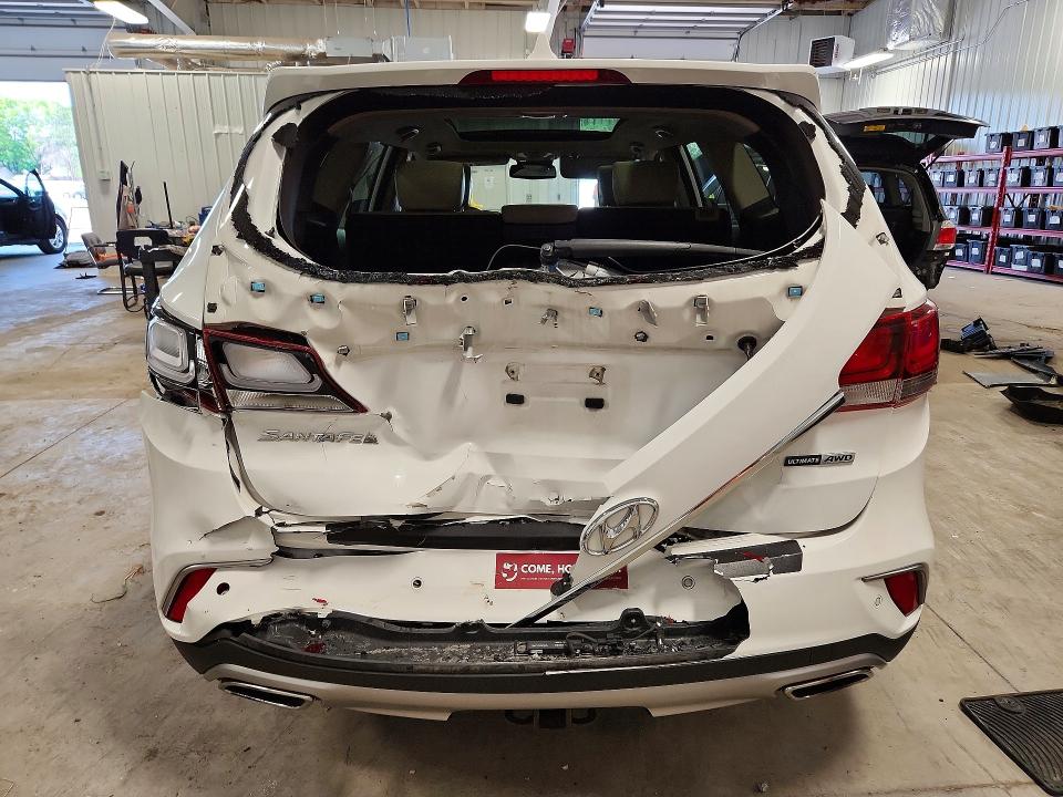 2017 Hyundai Santa Fe მანქანა იყიდება აუქციონზე, vin: KM8SRDHF0HU223010, აუქციონის ნომერი: 55190306