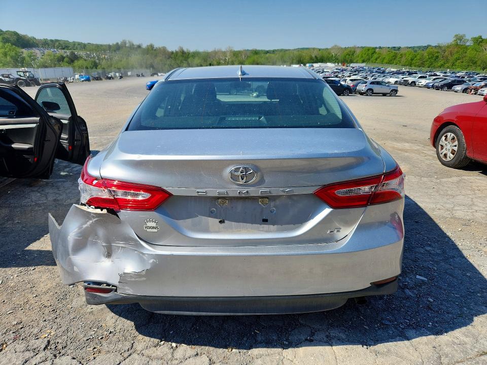 53780006 :رقم المزاد ، 4T1B11HK7KU747376 vin ، 2019 Toyota Camry مزاد بيع