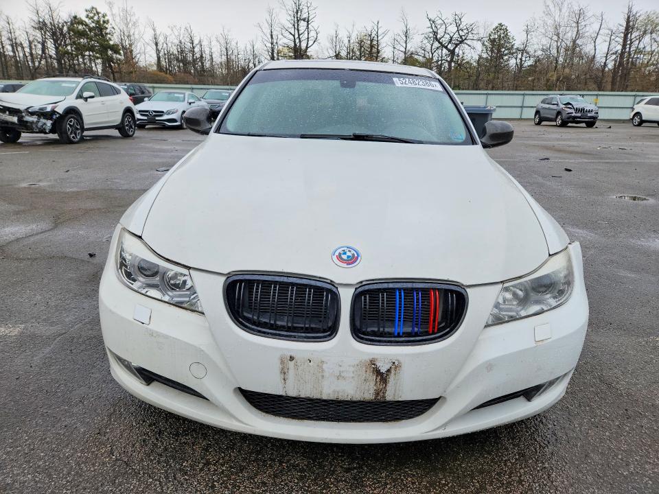 52482386 :رقم المزاد ، WBAPK5C56BA660678 vin ، 2011 Bmw 3 Series مزاد بيع
