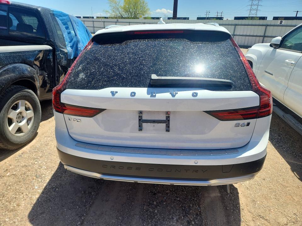 2026 Volvo V90 Cross Country მანქანა იყიდება აუქციონზე, vin: YV4062NLXT1205740, აუქციონის ნომერი: 52177636